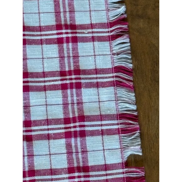 Red & White Plaid Woven Tablecloth With Fringe Edges 43" X 42" - Picture 3 of 6